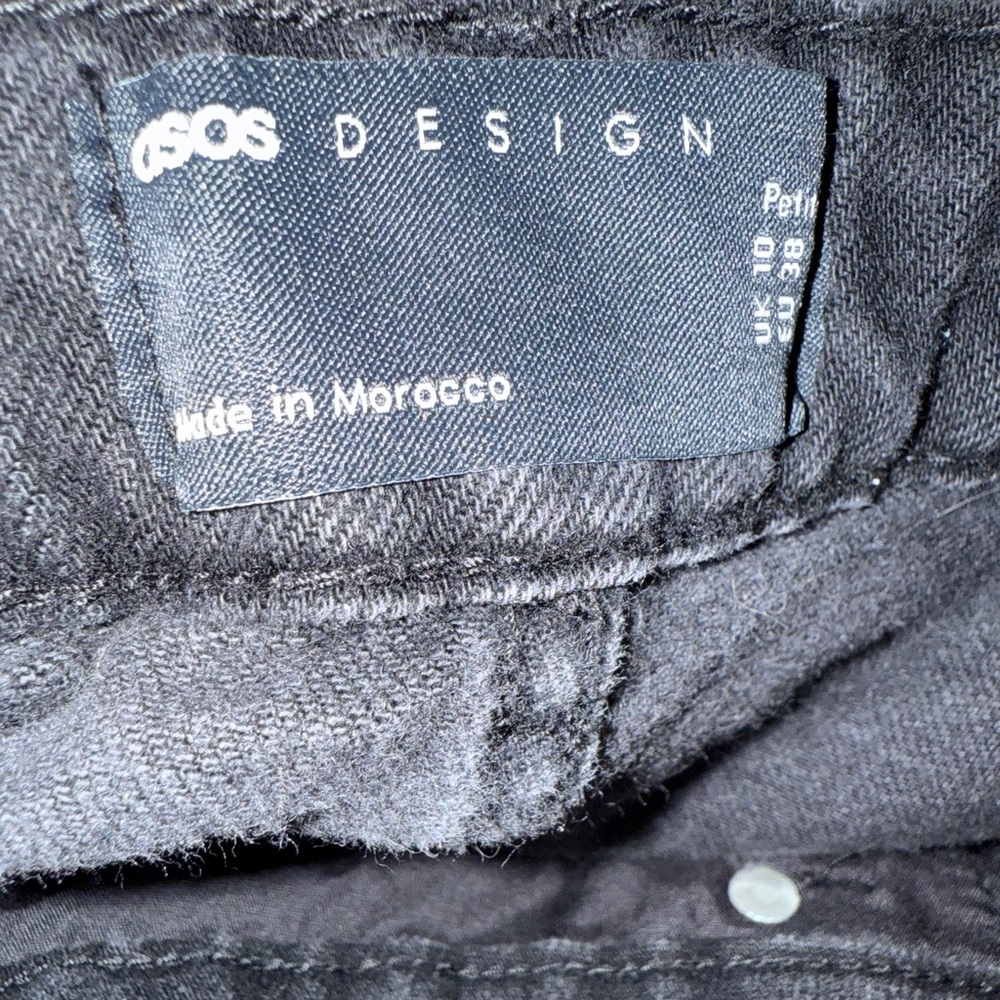 Asos long black denim skirt. Size 6 petite - Picture 12 of 14